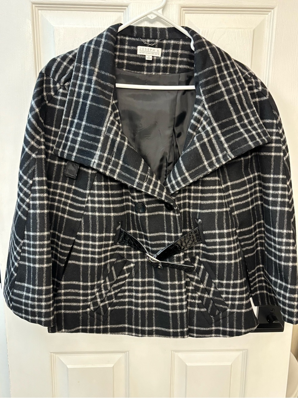 Joseph A Black & White Plaid Toggle Pea Coat cape